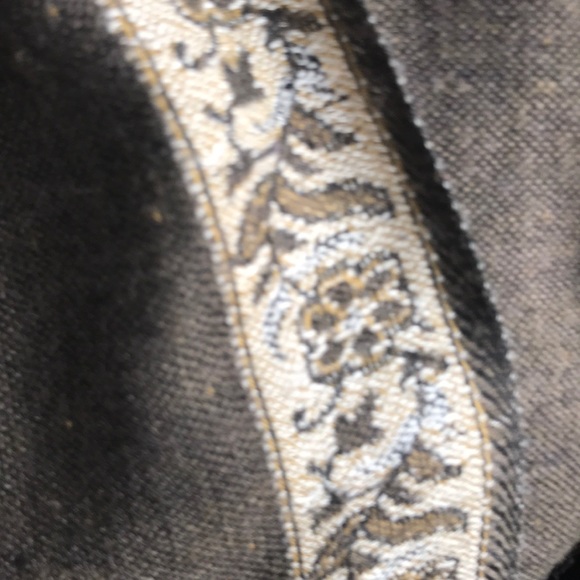 Wool/Silk Blend Scarf - Picture 6 of 6